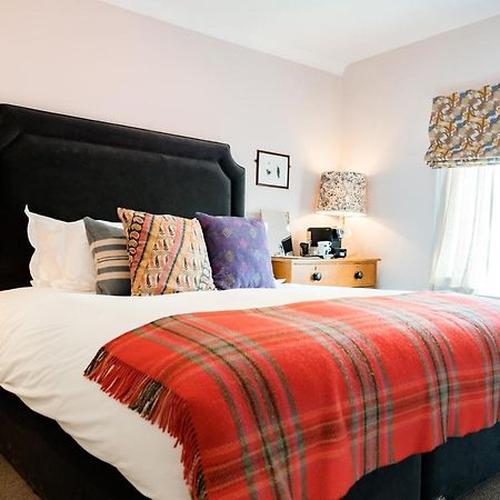 Bel And The Dragon-Cookham Hotell Eksteriør bilde